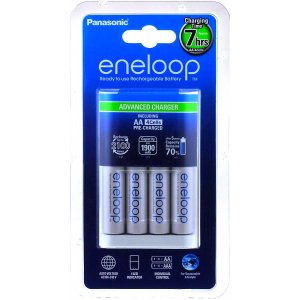 Panasonic Laddare BQ-CC17 inklusive 4 bitar av Eneloop AA